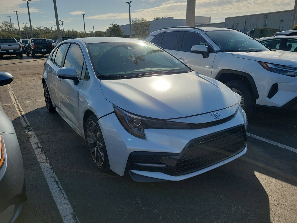 Used 2022 Toyota Corolla SE Sedan