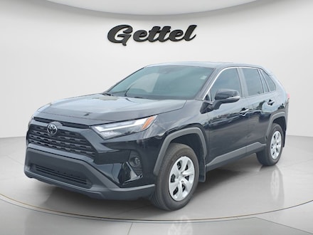 2025 Toyota RAV4 LE SUV