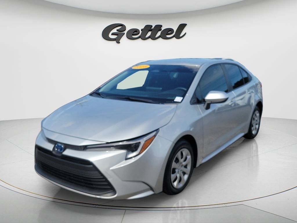Certified 2025 Toyota Corolla Hybrid LE Sedan