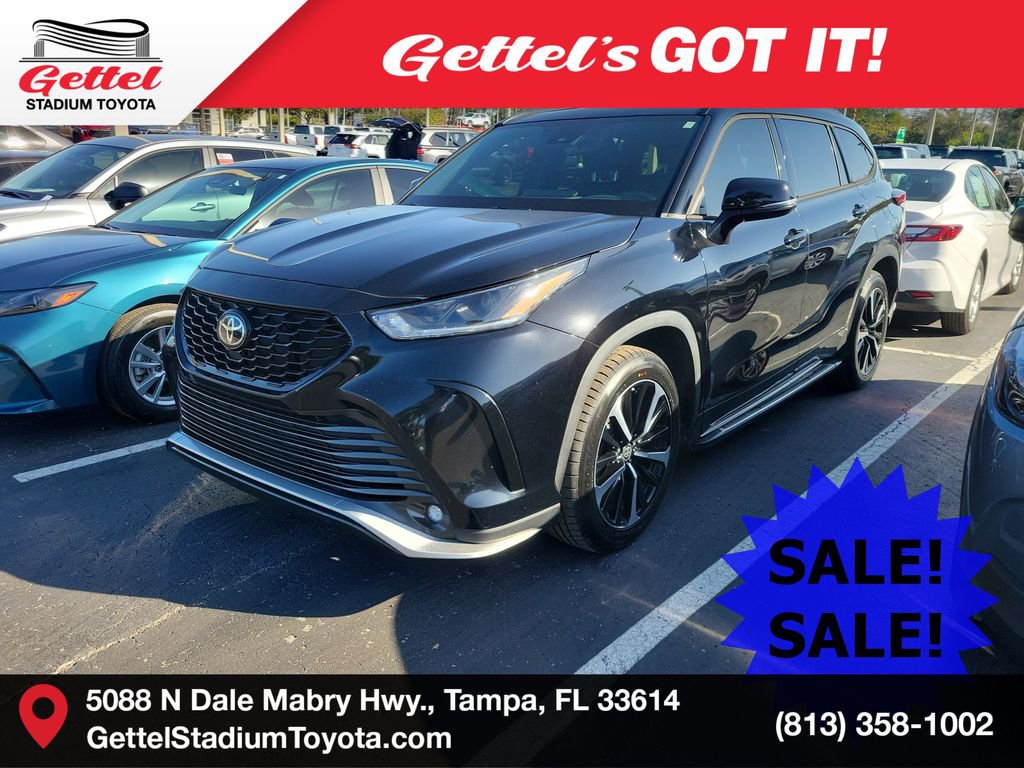 2022 Toyota Highlander XSE's photo