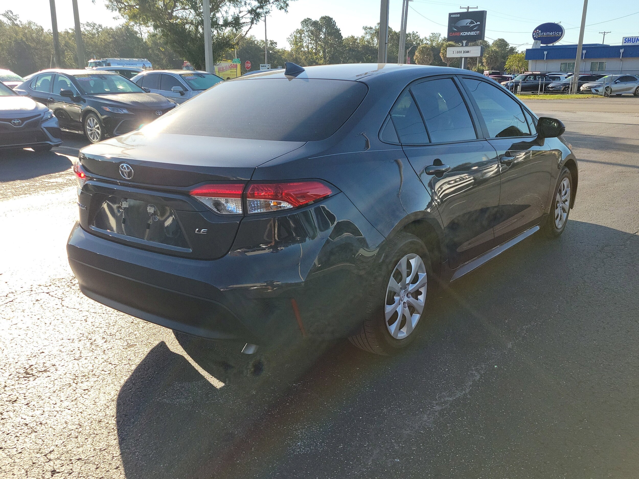 2024 Toyota Corolla LE photo 2