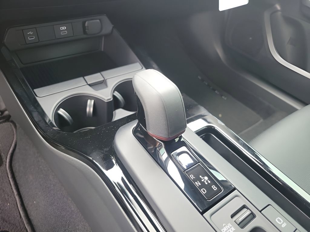 2026 Toyota Prius Plug-in Hybrid XSE - Photo 23