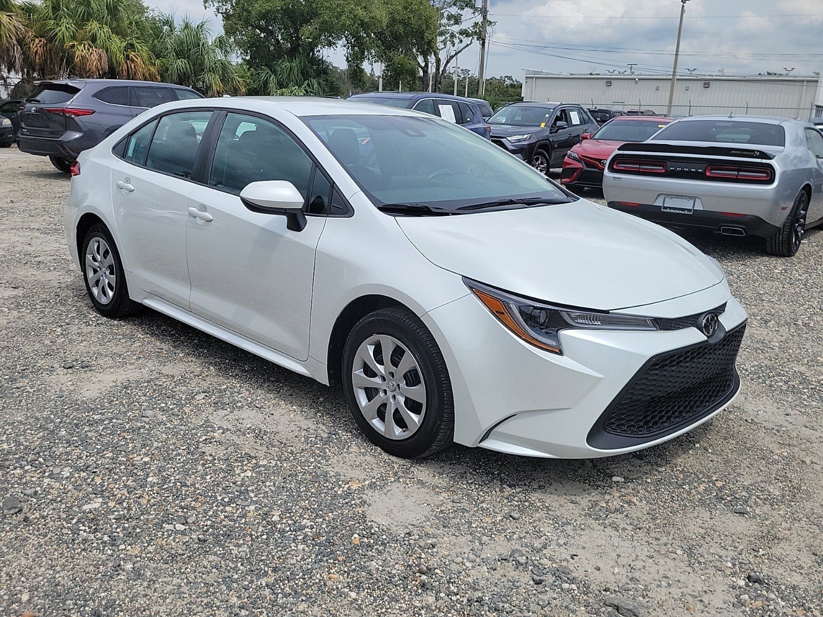 Used 2022 Toyota Corolla LE with VIN 5YFEPMAE7NP289393 for sale in Tampa, FL