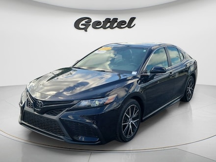 2022 Toyota Camry SE Sedan