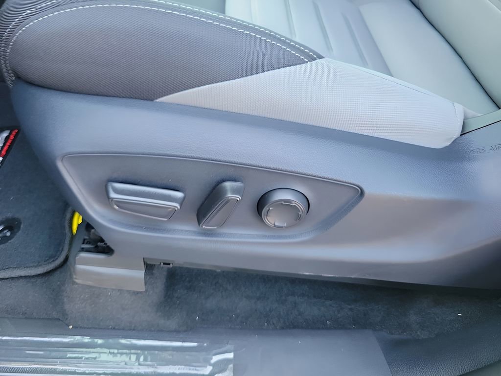 2025 Toyota Tacoma TRD Off Road - Photo 18