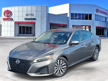 2023 Nissan Altima 2.5 SV Sedan
