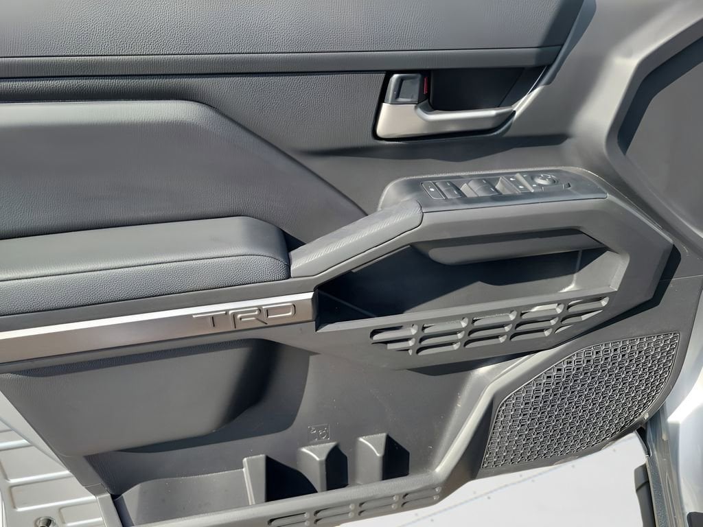 2025 Toyota Tacoma TRD Sport - Photo 15