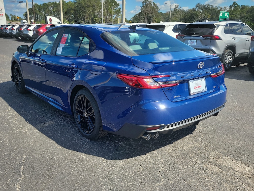 New 2026 Toyota Camry SE Sedan