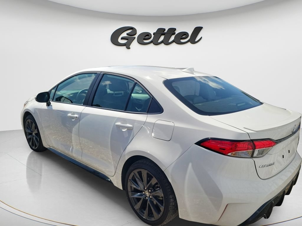 2026 Toyota Corolla SE - Photo 4