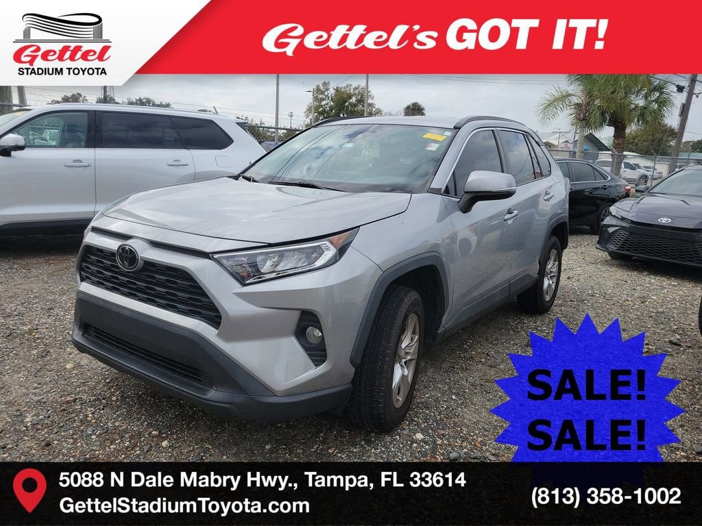 Used 2021 Toyota RAV4 XLE SUV