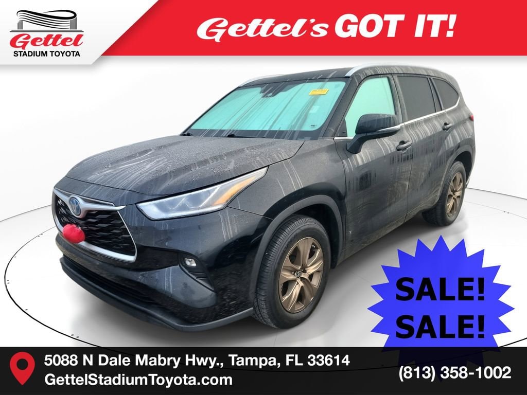 Certified 2023 Toyota Highlander Hybrid XLE Bronze SUV