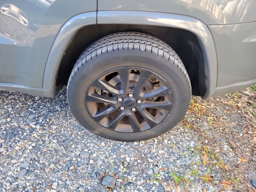 Used 2019 Jeep Grand Cherokee Altitude SUV