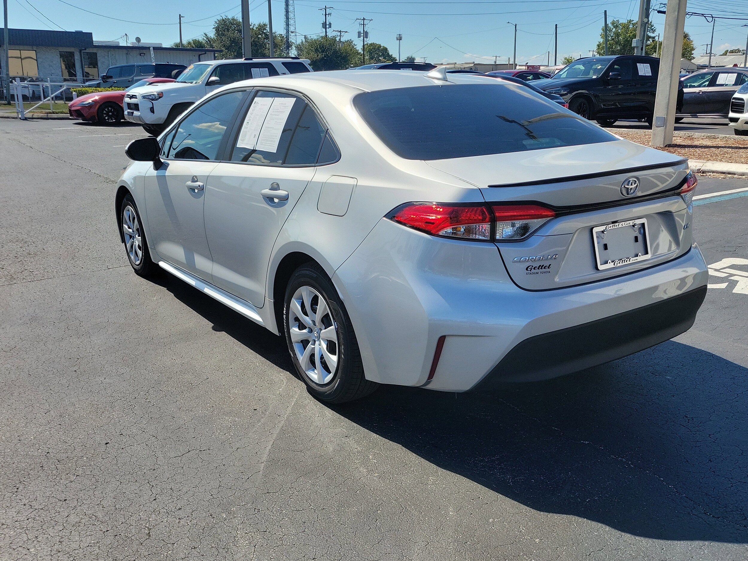 2024 Toyota Corolla LE photo 3