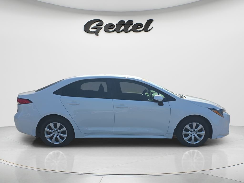 Certified 2025 Toyota Corolla LE Sedan