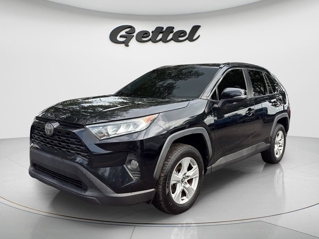 Used 2020 Toyota RAV4 XLE SUV
