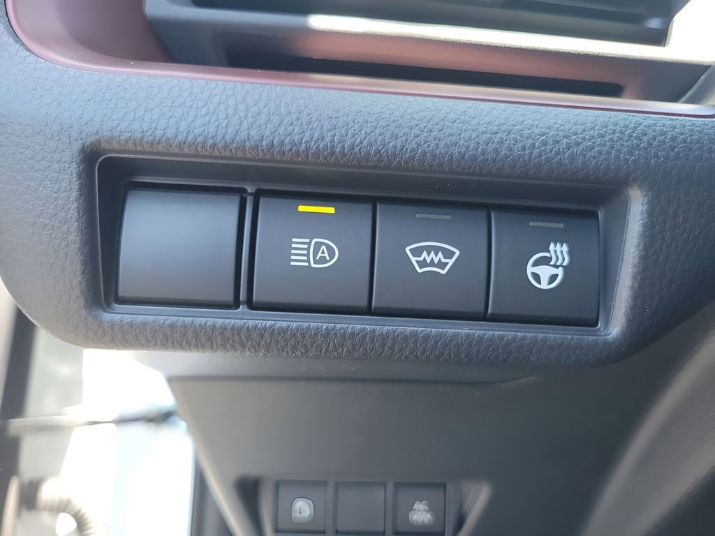 2026 Toyota Prius Plug-in Hybrid XSE - Photo 29
