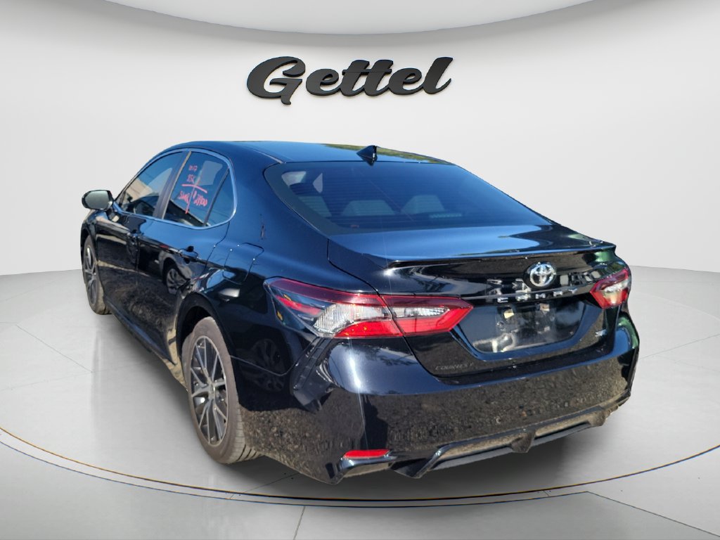 Certified 2021 Toyota Camry SE Sedan