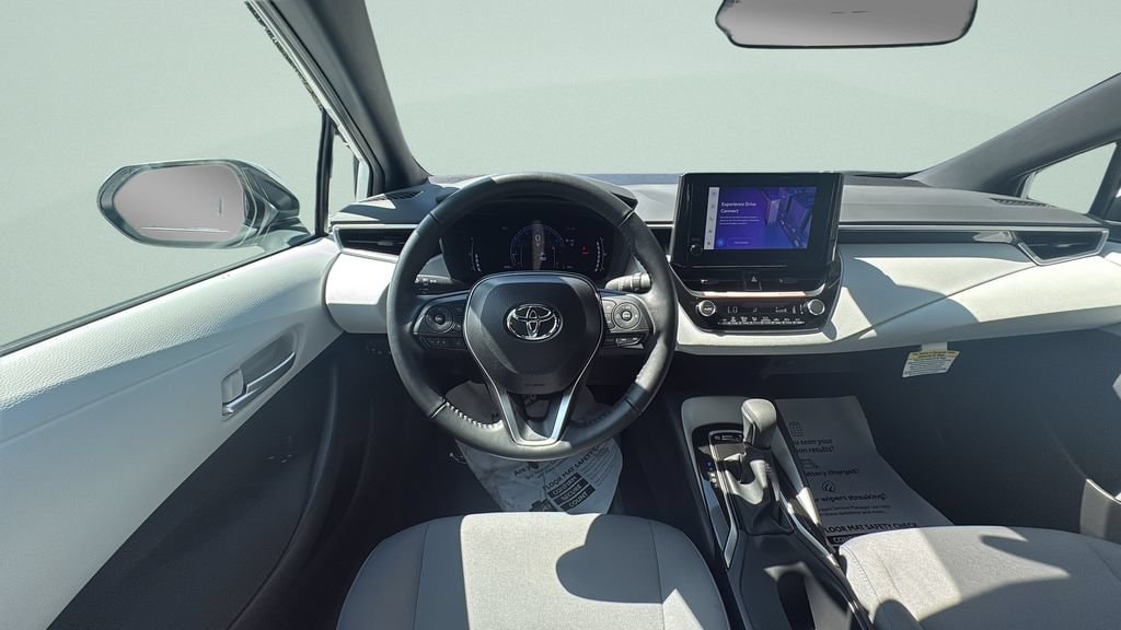 2026 Toyota Corolla SE - Photo 12