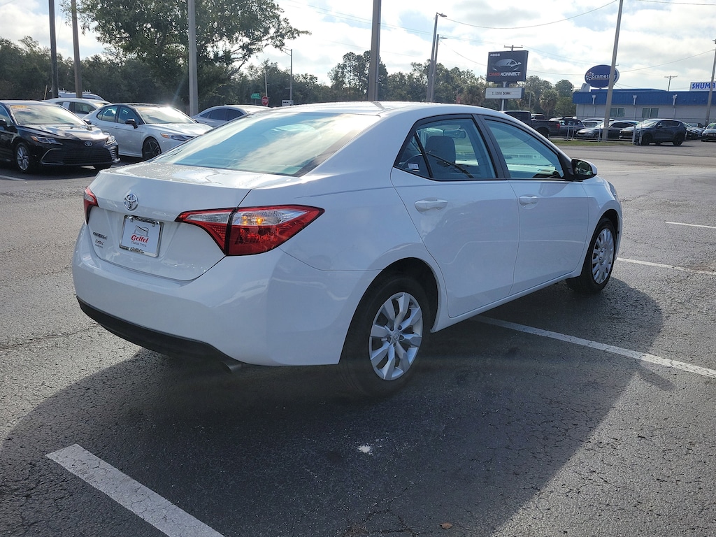 Used 2015 Toyota Corolla LE Sedan
