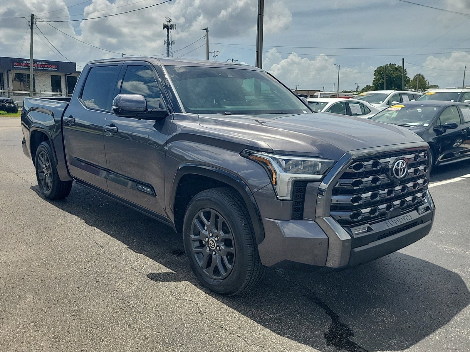 Used 2022 Toyota Tundra Platinum with VIN 5TFNA5AB1NX005562 for sale in Tampa, FL