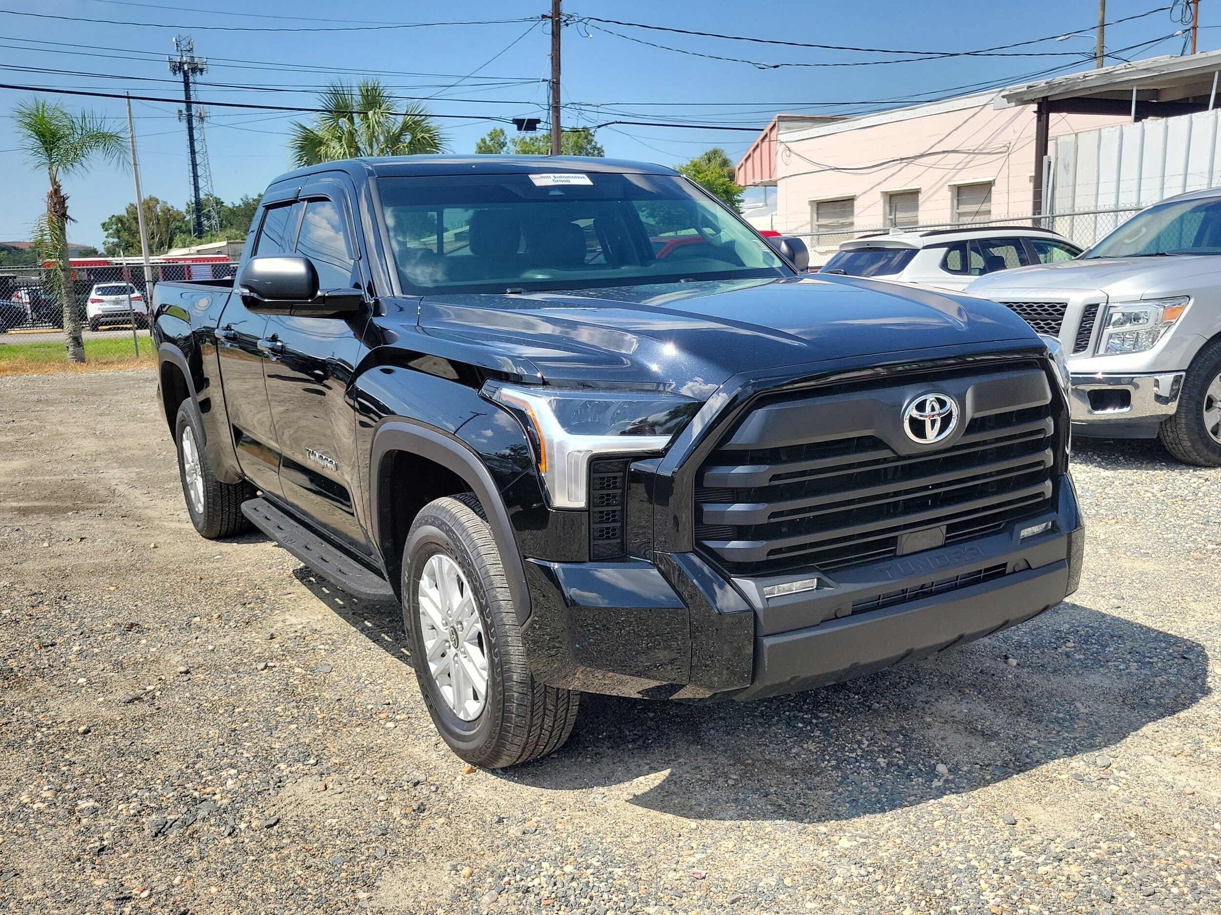 2024 Toyota Tundra SR5 photo 2
