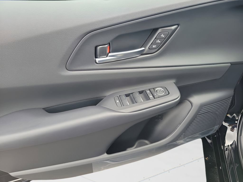2026 Toyota Prius Plug-in Hybrid XSE Premium - Photo 15