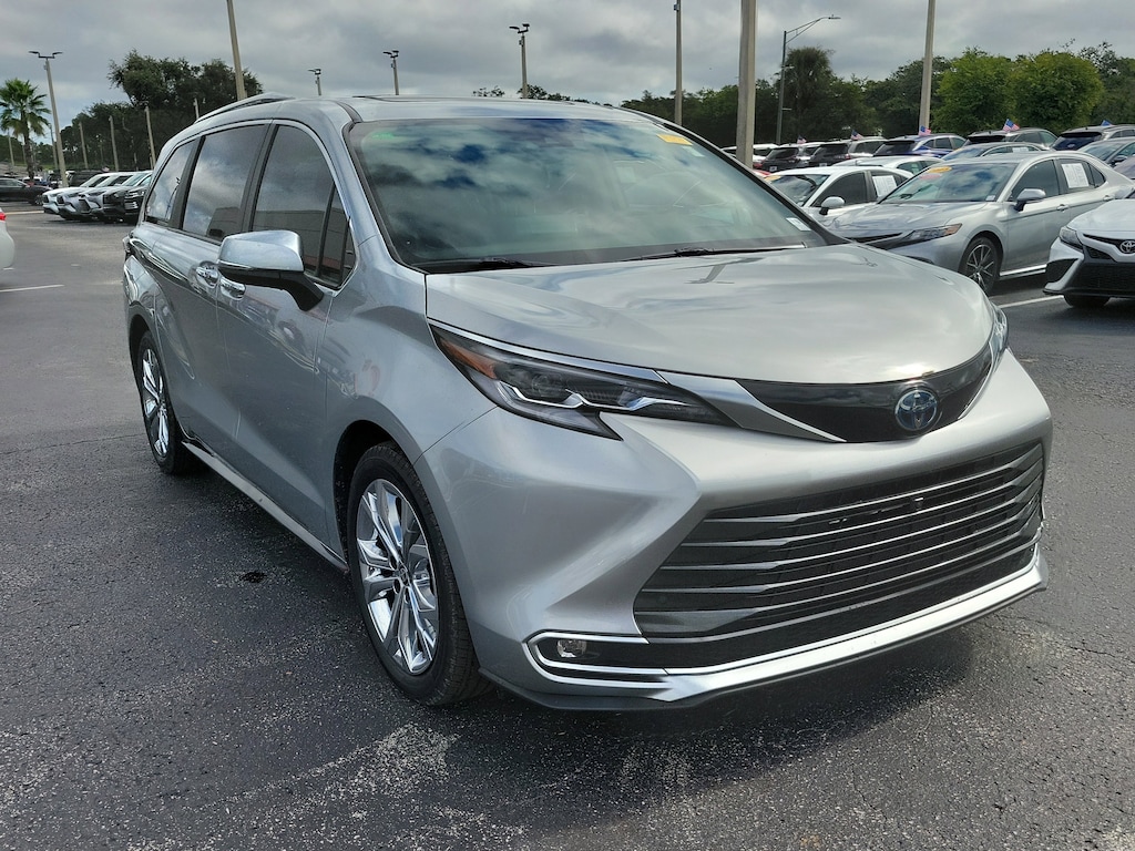 Certified 2023 Toyota Sienna Platinum 7 Passenger Van Passenger Van