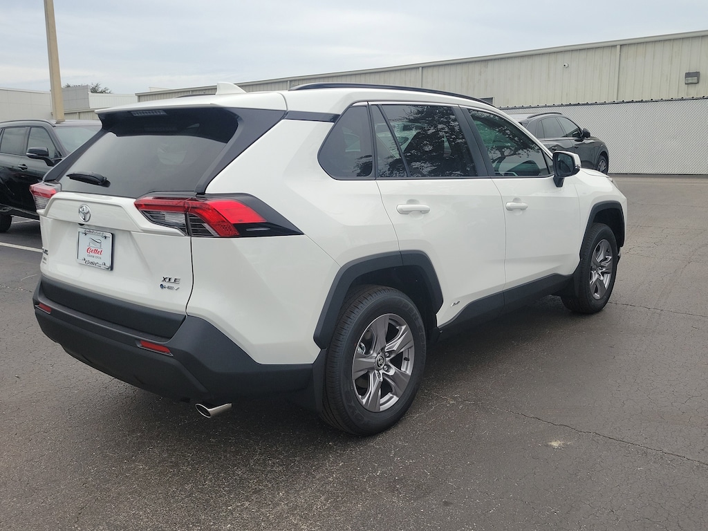 New 2025 Toyota RAV4 Hybrid XLE SUV