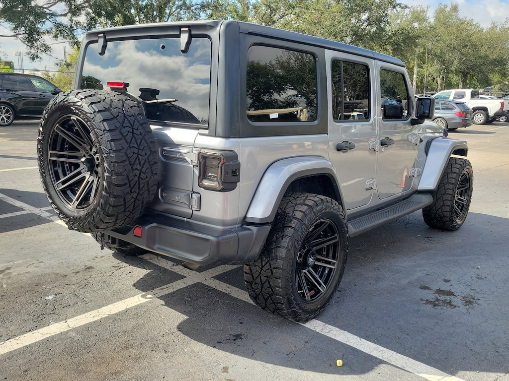 Used 2021 Jeep Wrangler Unlimited Sahara SUV