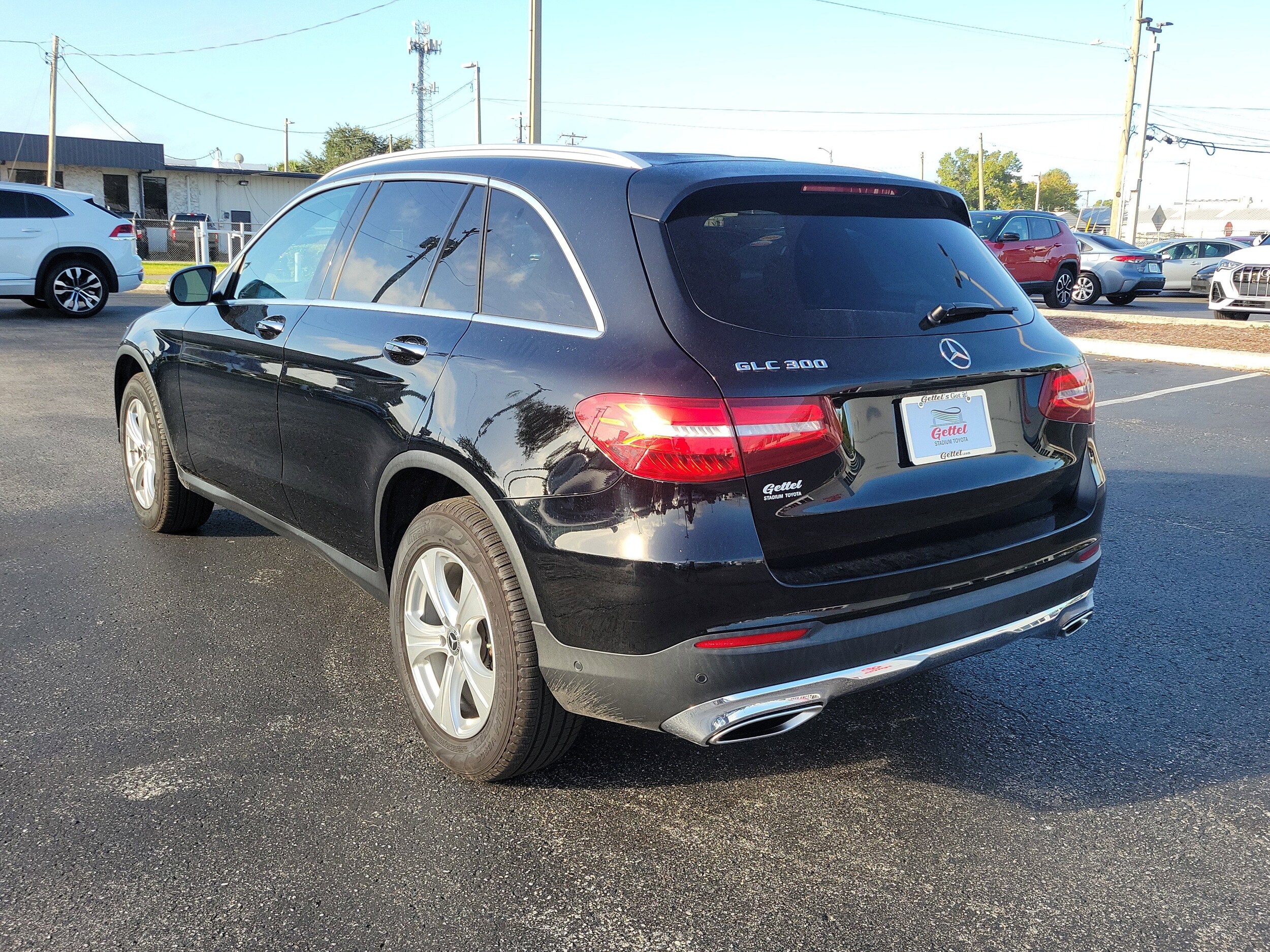 2018 Mercedes Benz GLC 300 photo 3