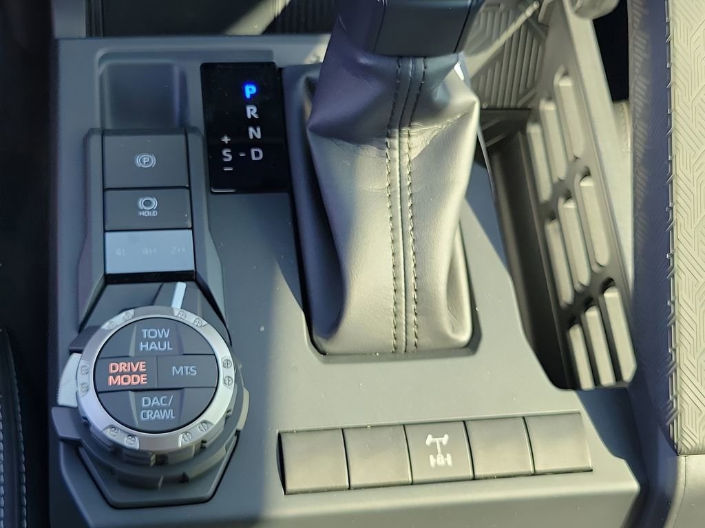 2025 Toyota Tacoma TRD Off Road - Photo 25