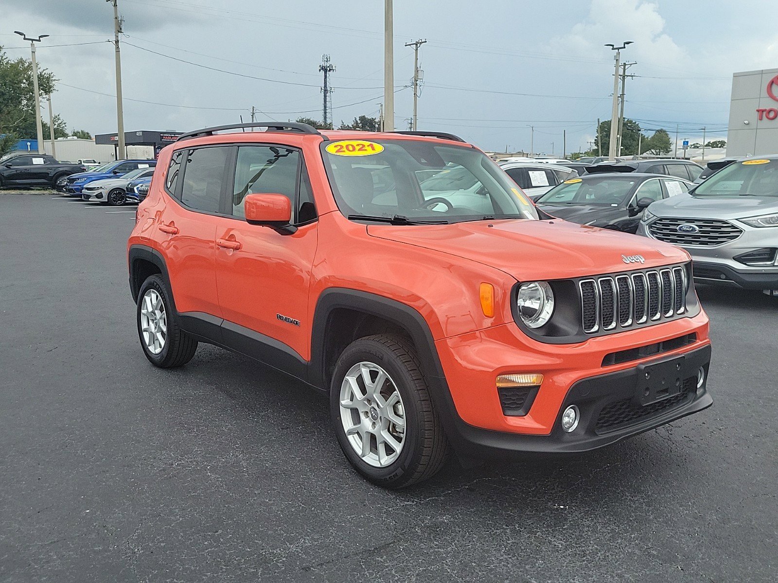 Used 2021 Jeep Renegade Latitude with VIN ZACNJDBB0MPN31818 for sale in Tampa, FL