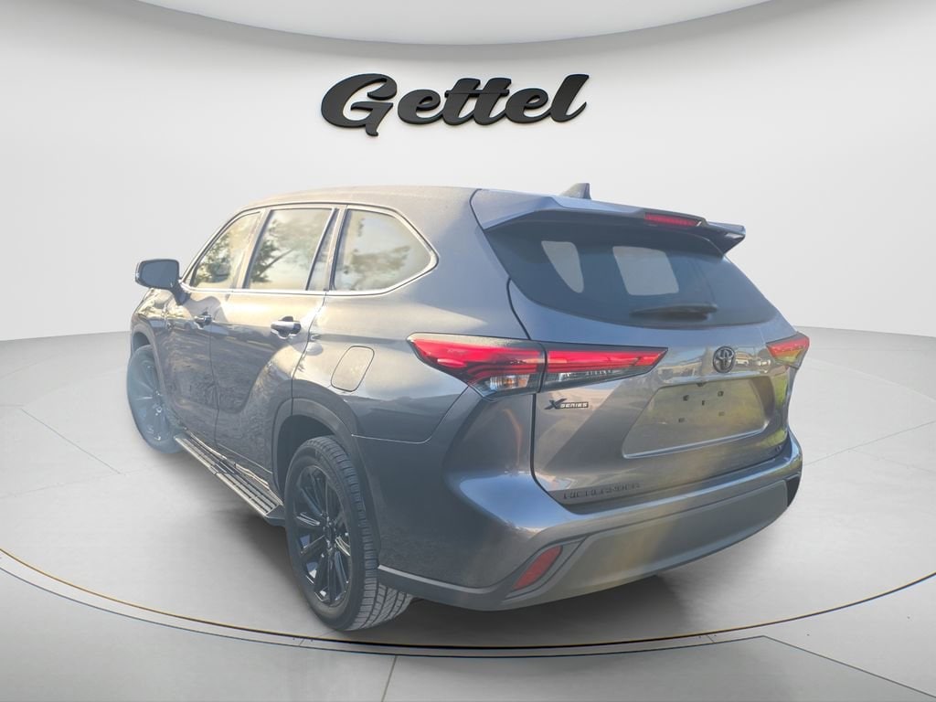 Used 2023 Toyota Highlander XSE SUV