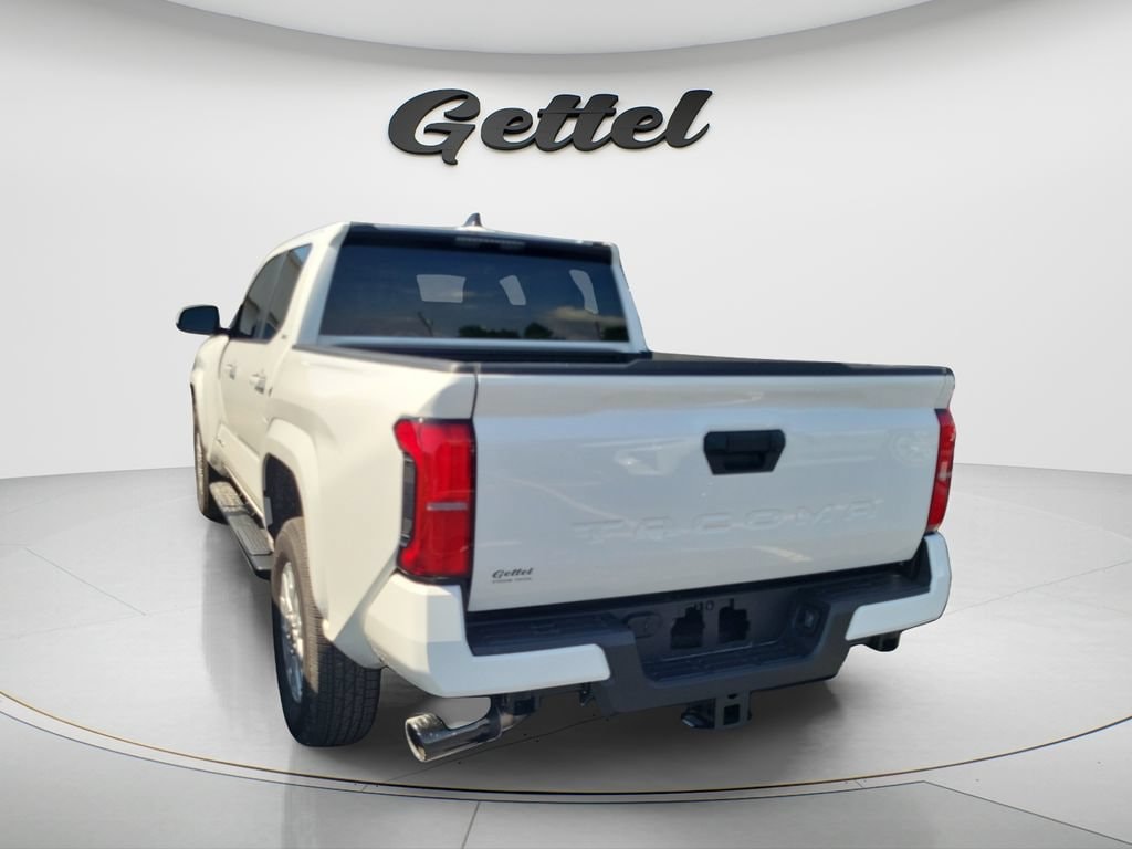 Used 2025 Toyota Tacoma SR5 Truck Double Cab