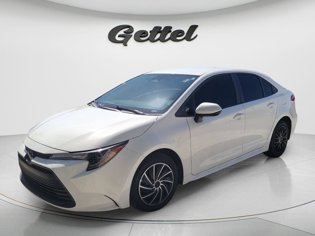 Certified 2024 Toyota Corolla LE Sedan