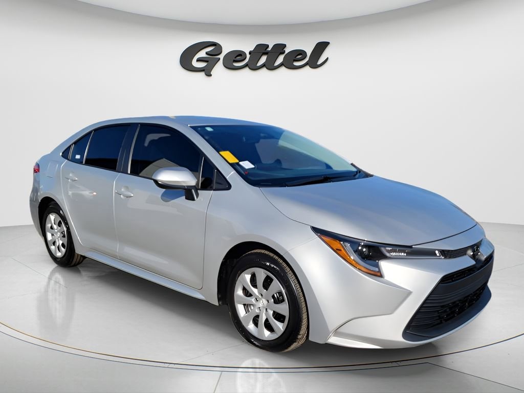 Certified 2025 Toyota Corolla LE Sedan