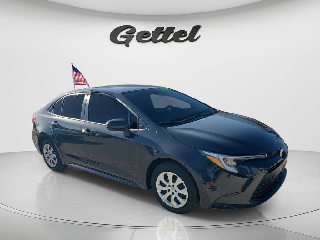 Used 2025 Toyota Corolla Hybrid LE Sedan