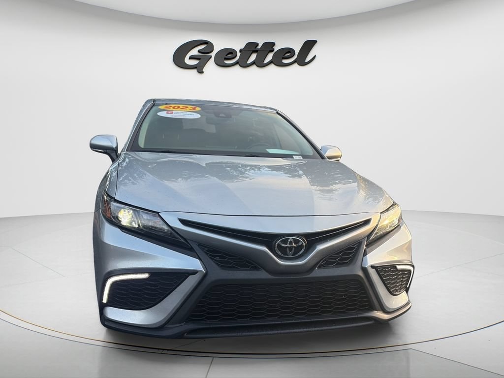 Used 2023 Toyota Camry SE Sedan