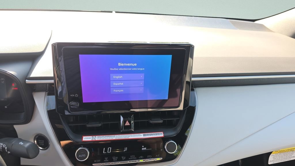 2026 Toyota Corolla SE - Photo 11
