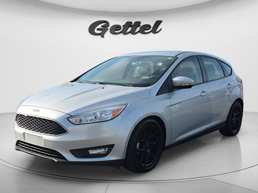 Used 2016 Ford Focus SE Hatchback