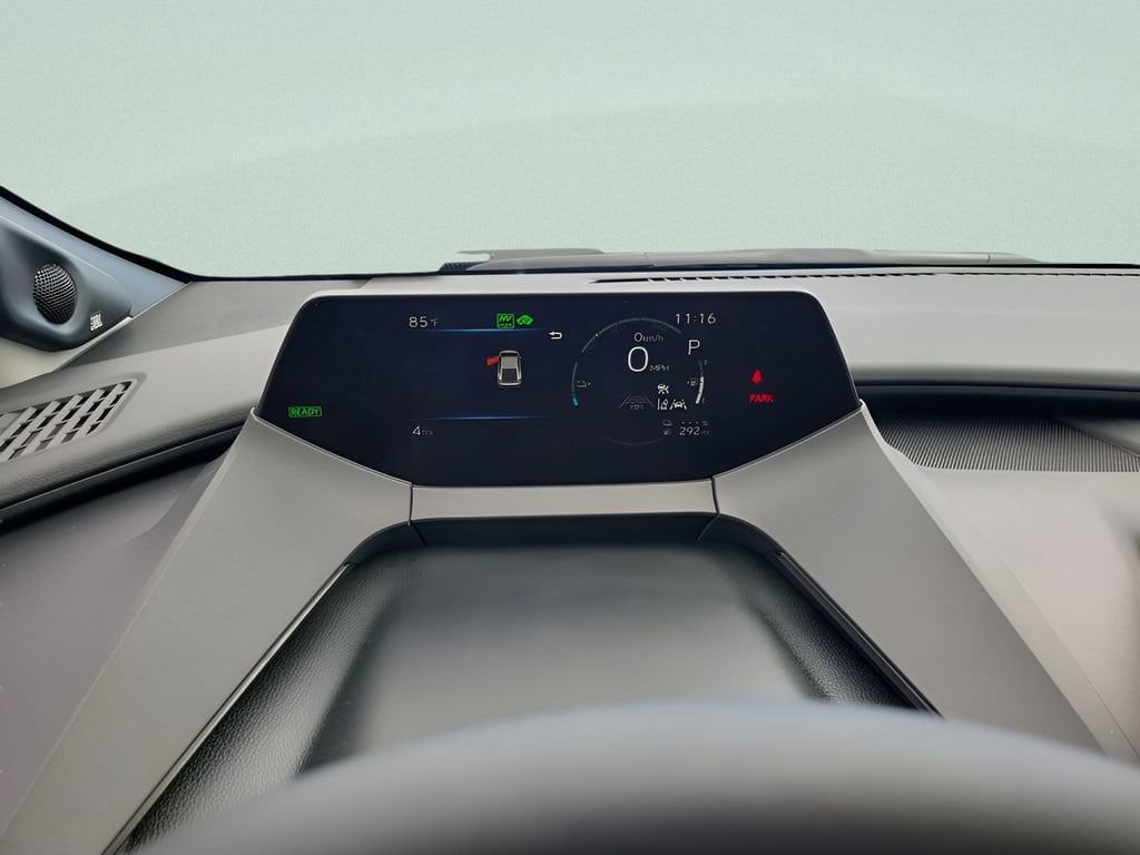 2026 Toyota Prius Plug-in Hybrid XSE Premium - Photo 30