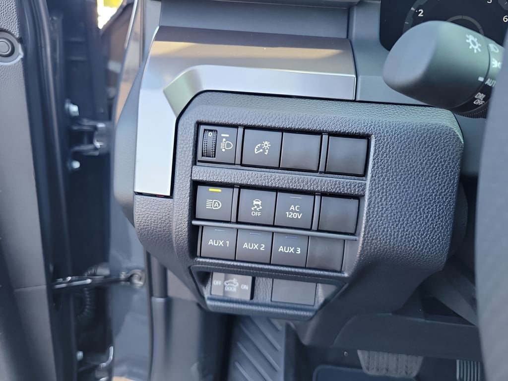 2025 Toyota Tacoma TRD Off Road - Photo 30