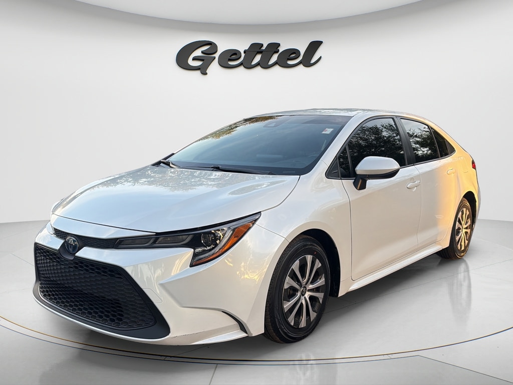 Certified 2022 Toyota Corolla Hybrid LE Sedan