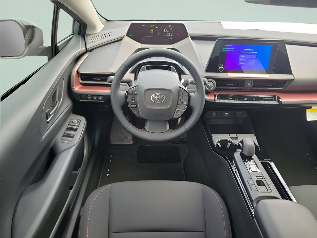 2026 Toyota Prius Plug-in Hybrid SE - Photo 14