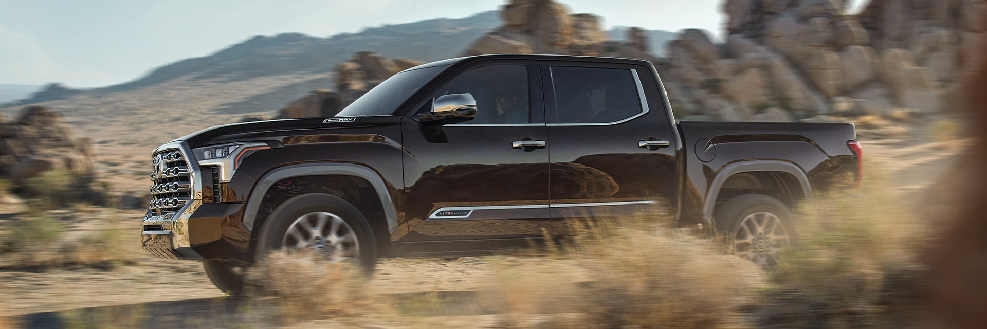Toyota Tundra and Nissan Frontier Comparison