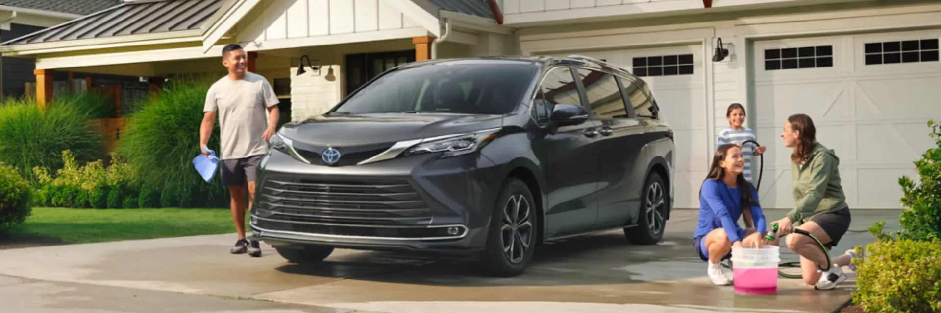Toyota Hybrid Minivans: Space, Efficiency, and Family-Friendly