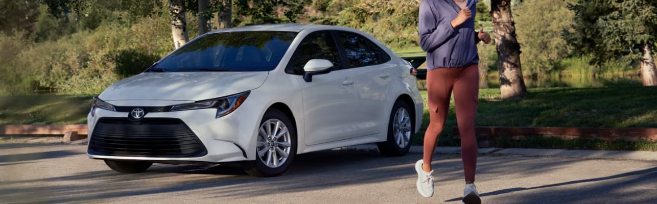 White%20Toyota%20Corolla.png