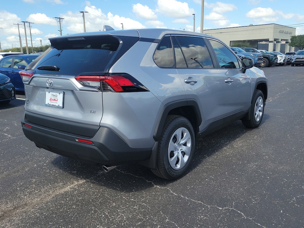 New 2025 Toyota RAV4 LE SUV