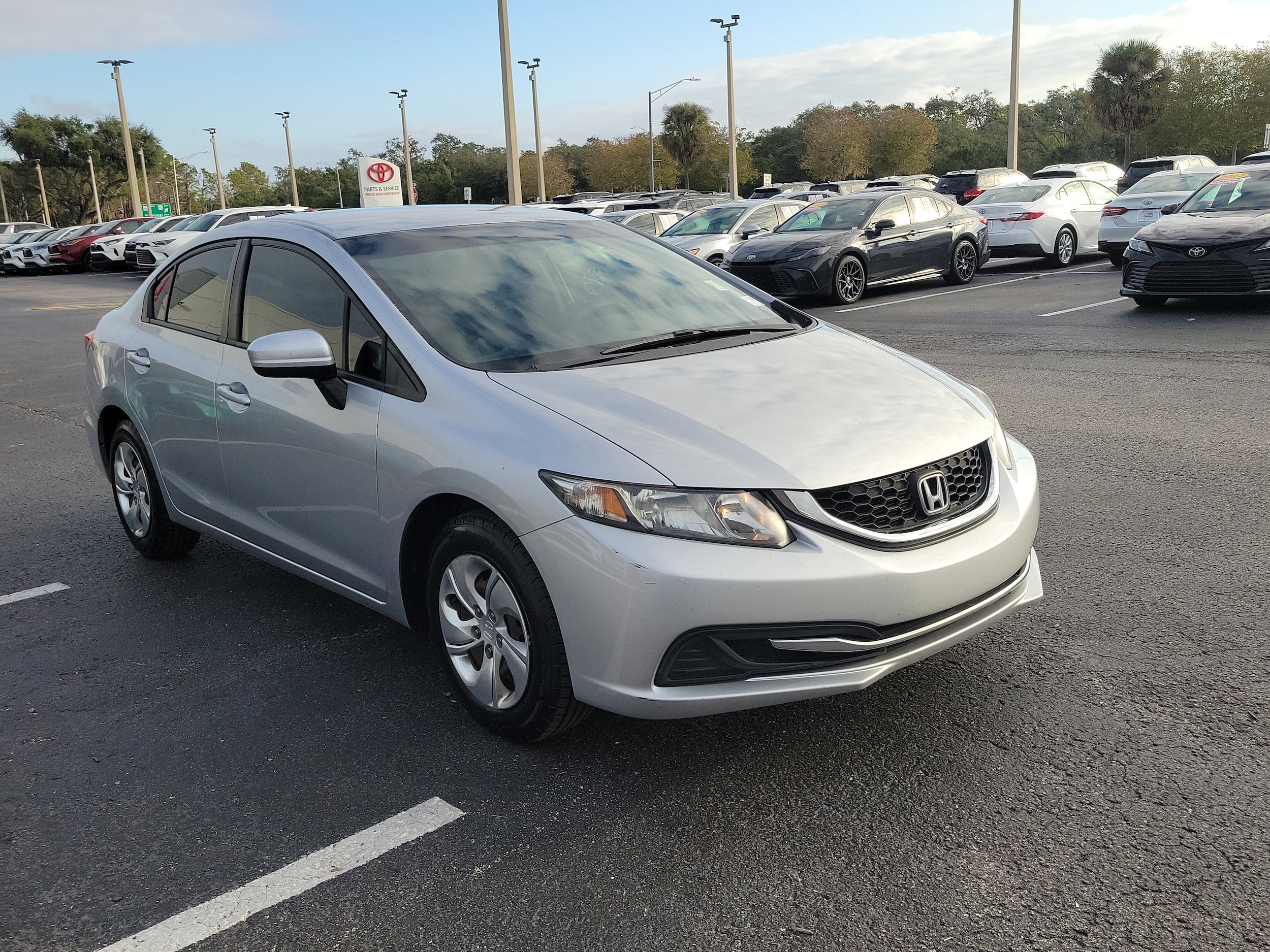 Used 2014 Honda Civic LX with VIN 19XFB2F55EE073477 for sale in Tampa, FL