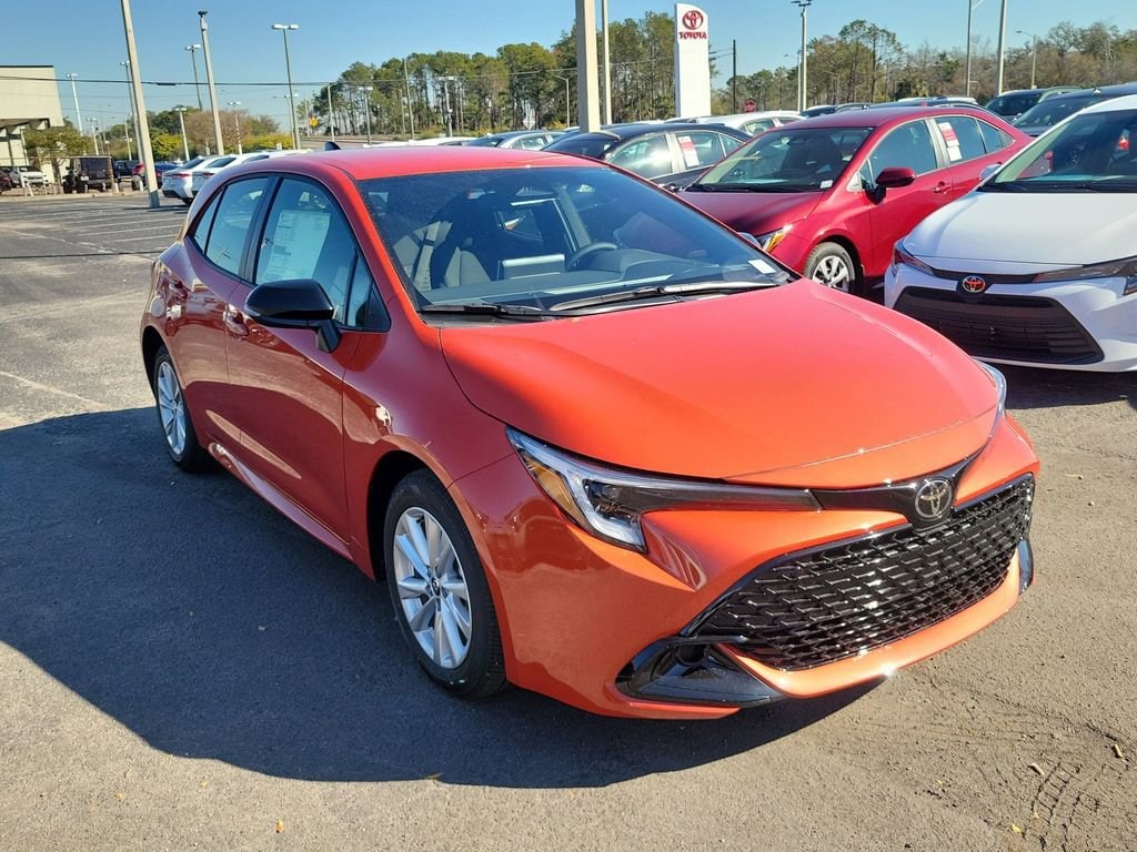 New 2026 Toyota Corolla Hatchback SE Hatchback